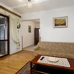 Cozy In With Wifi 아파트 *